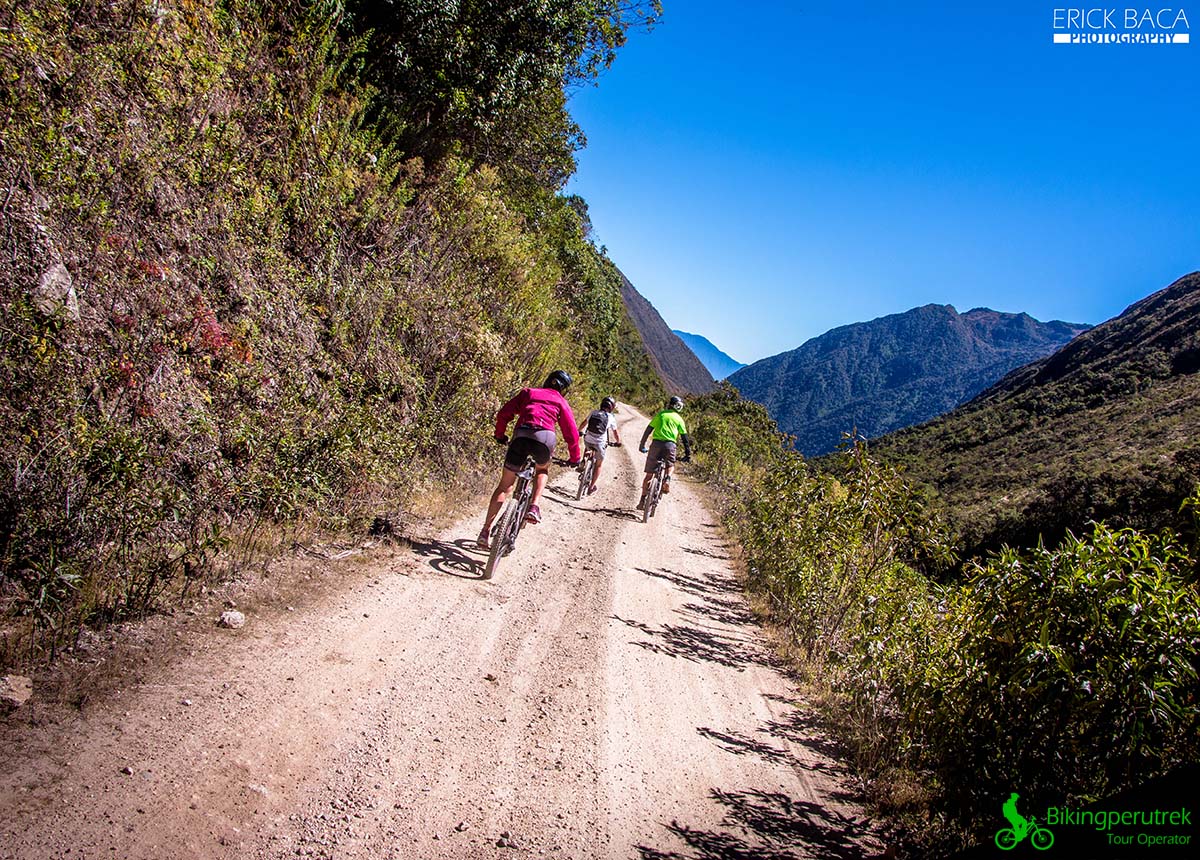 My experience Ocobamba Mountain Bike trail Cusco - Biking Peru Trek